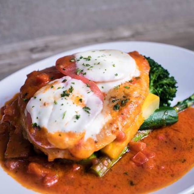 Pollo Caprese.