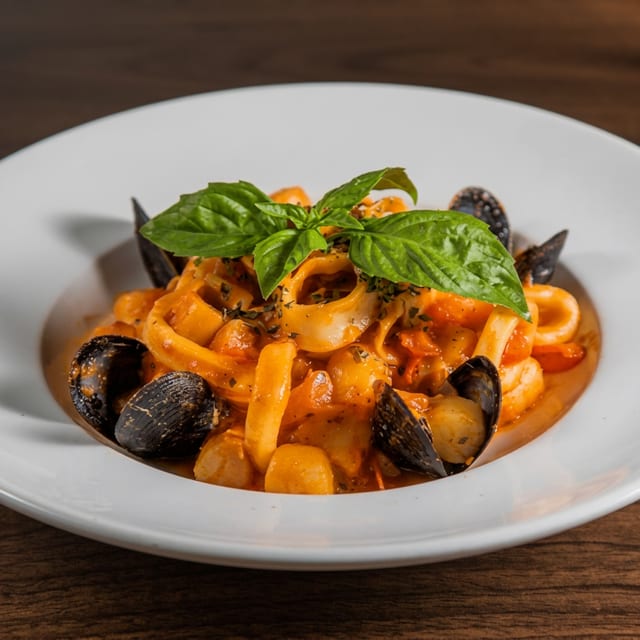 Fettuccine Allo Scoglio.